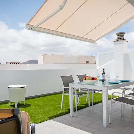 Casa Gus Large Luxurious Apartment With Sea View Corralejo Exterior photo